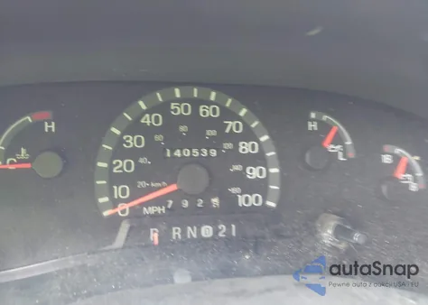 2002 Ford Econoline E150 Wagon z USA, uszkodzony, nr VIN 1FMRE11W42HA98435